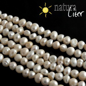 Říční perly bílé, 6-8 mm, B, návlek 36cm